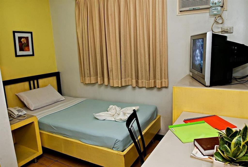 Riverside Inn Babuy Екстериор снимка