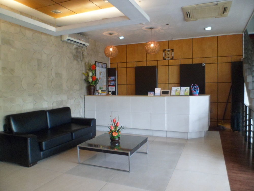Riverside Inn Babuy Екстериор снимка