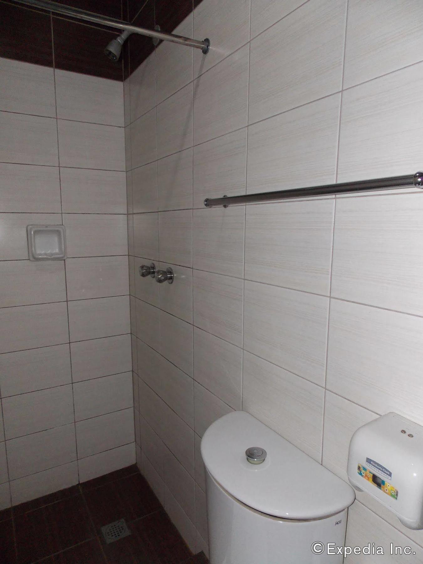Riverside Inn Babuy Екстериор снимка