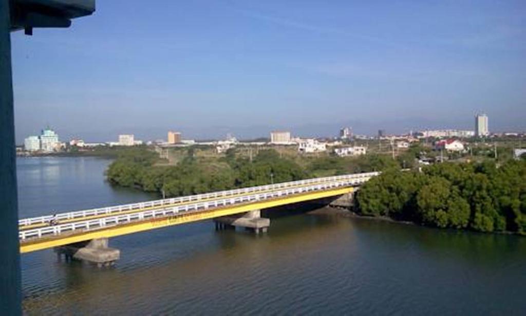 Riverside Inn Babuy Екстериор снимка